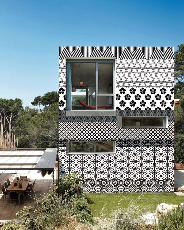 tapet-de-exterior-walldeco-CASA-TAMARIU-OCTAVI-MESTRE-06-Liv